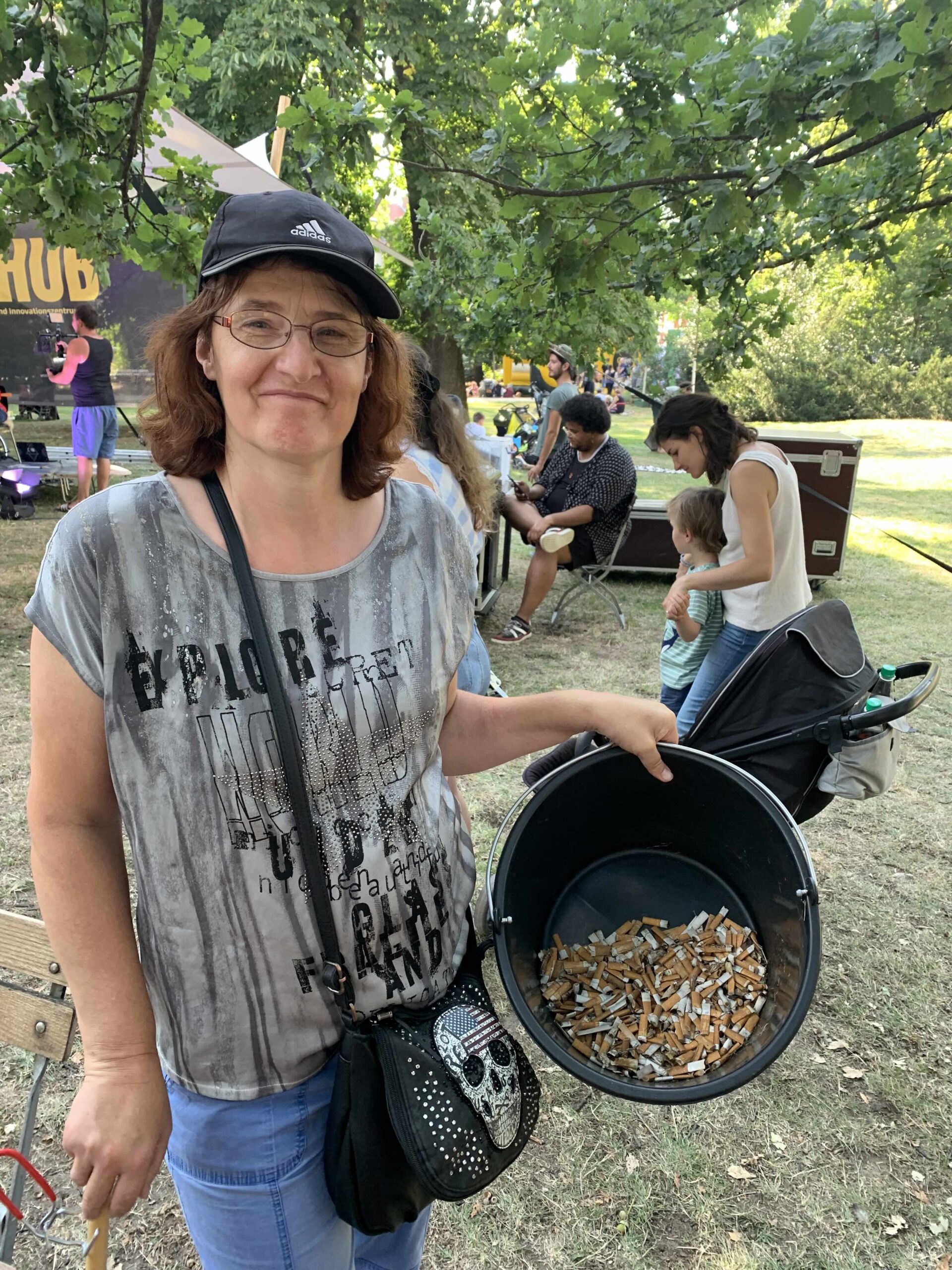 Kippen-Queen Heike lädt euch zum CleanUp auf dem Summersounds ein